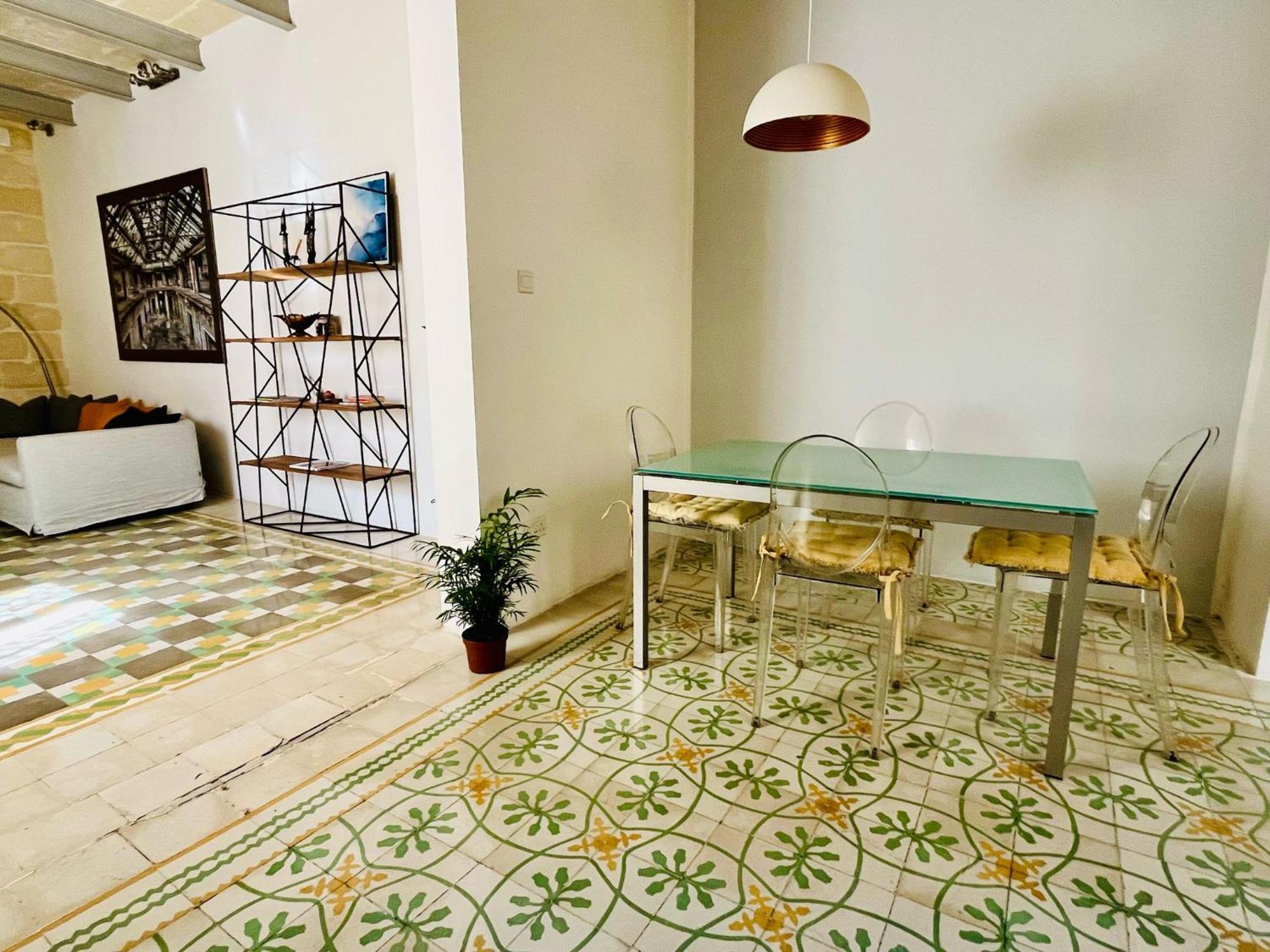 Cozy Charming Apartment In Old Bakery Street Valletta Eksteriør bilde